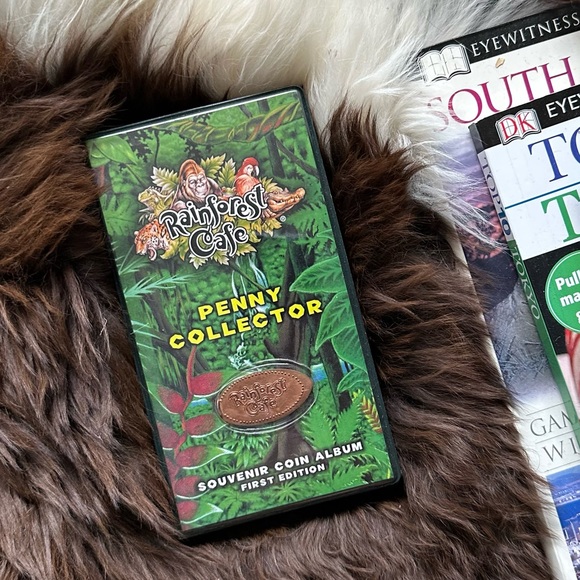 RAINFOREST CAFE 2003 Penny Collector Disney Orlando Coin Album with 29 Coins - Picture 8 of 9